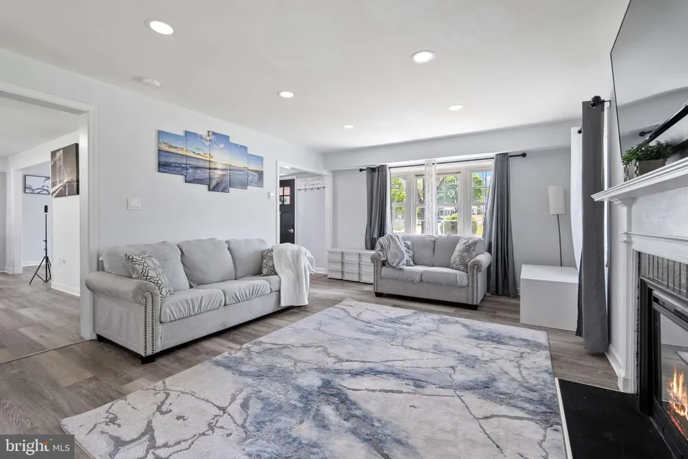 12328 MELODY TURN Bowie, MD 20715