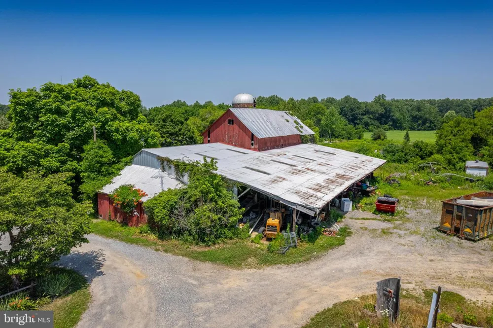 433 LINCOLN ROAD Pilesgrove, NJ 08098