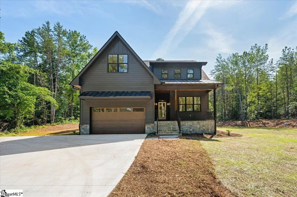 1722 Six Mile Highway Central, SC 29630