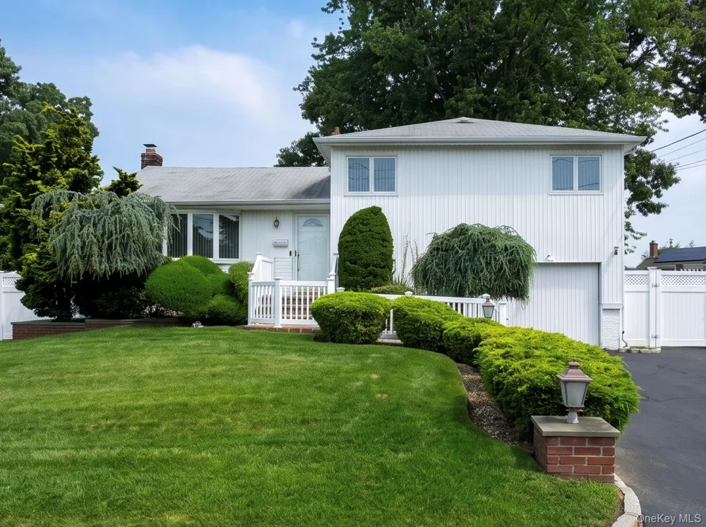 128 James Street Massapequa, NY 11758