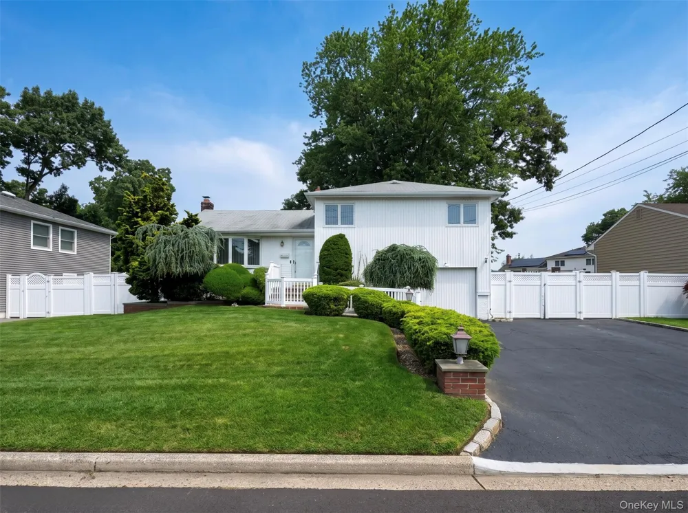 128 James Street Massapequa, NY 11758