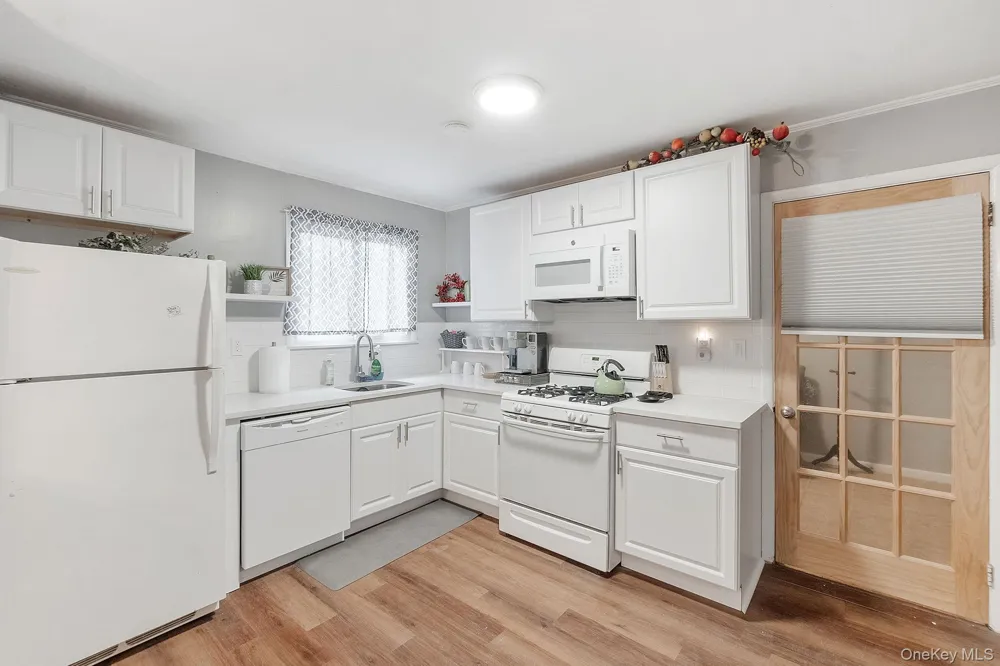 149 David Whites Lane Southampton, NY 11968