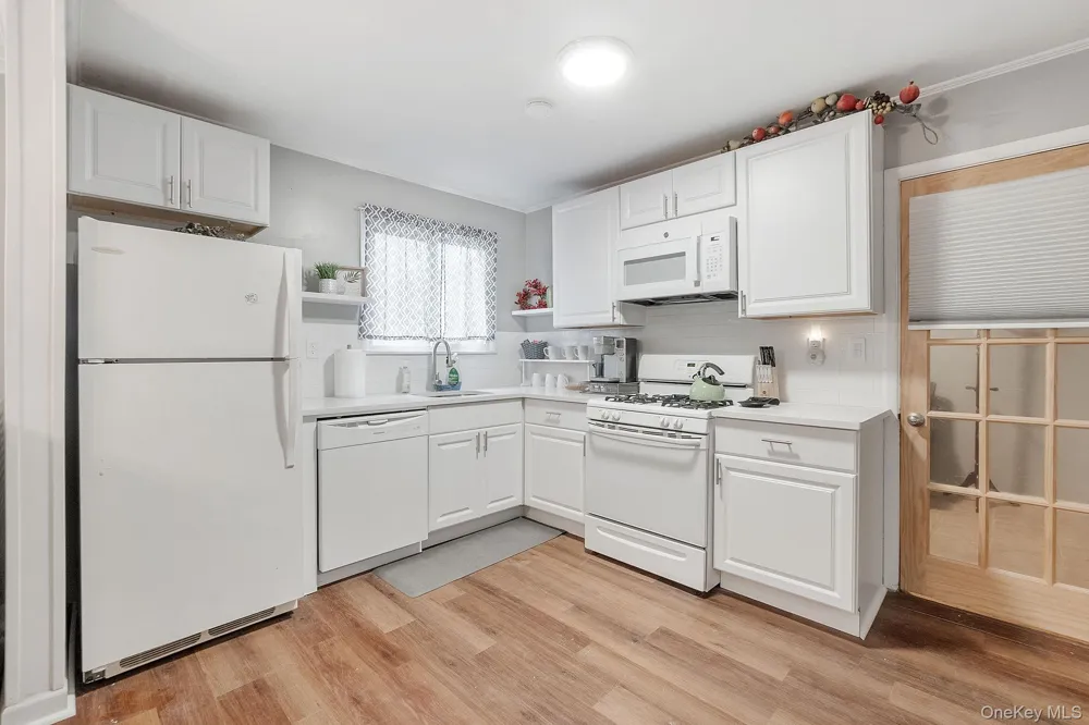 149 David Whites Lane Southampton, NY 11968