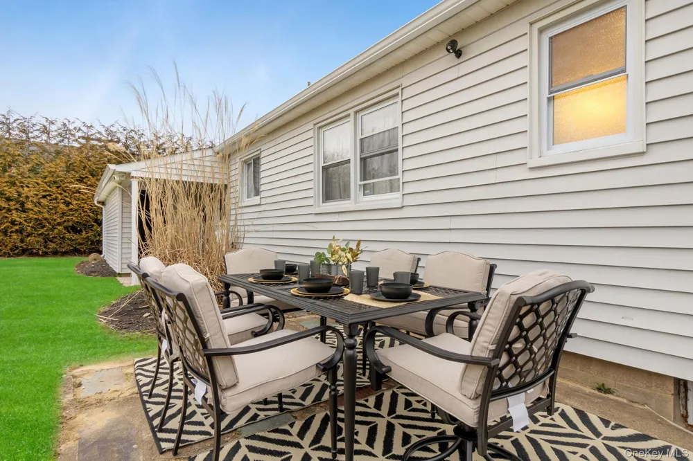 149 David Whites Lane Southampton, NY 11968