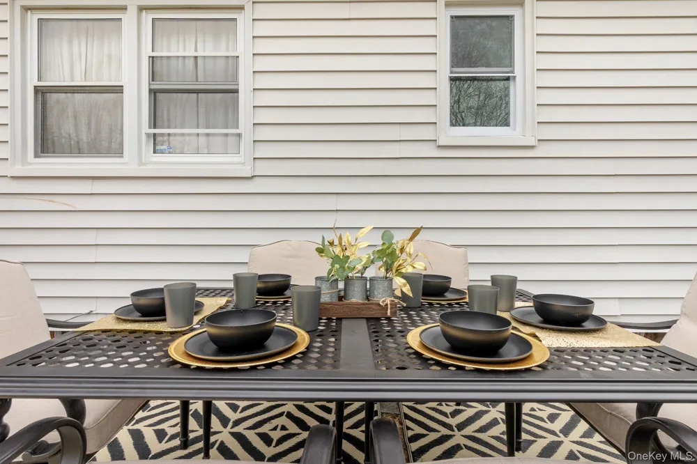 149 David Whites Lane Southampton, NY 11968