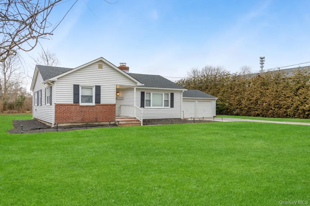 149 David Whites Lane Southampton, NY 11968