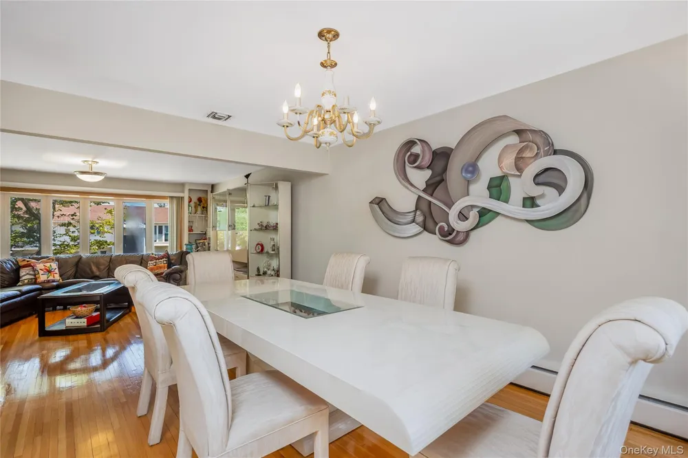 900 Flanders Drive North Woodmere, NY 11581