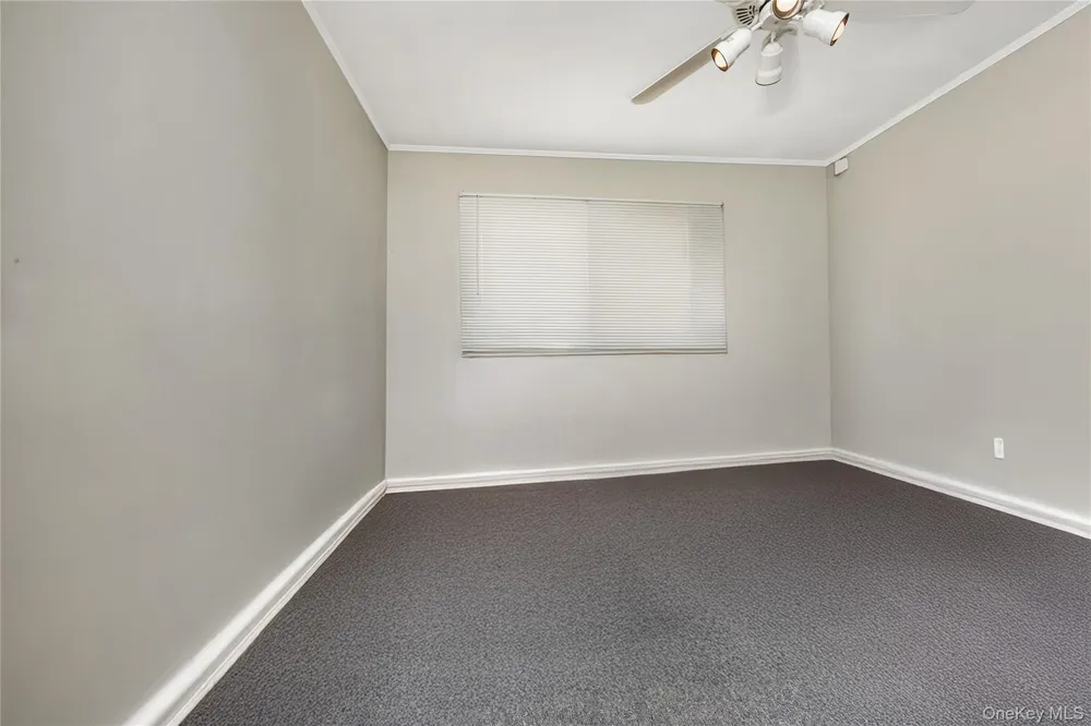 900 Flanders Drive North Woodmere, NY 11581