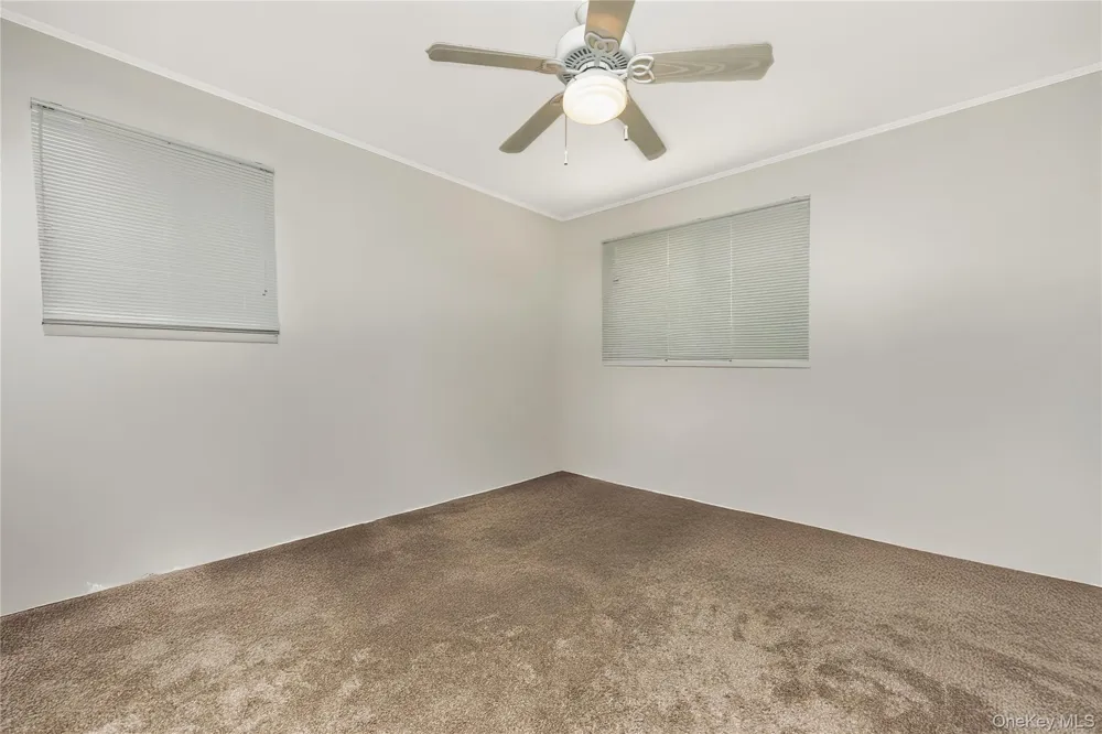 900 Flanders Drive North Woodmere, NY 11581