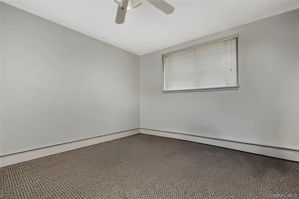 900 Flanders Drive North Woodmere, NY 11581