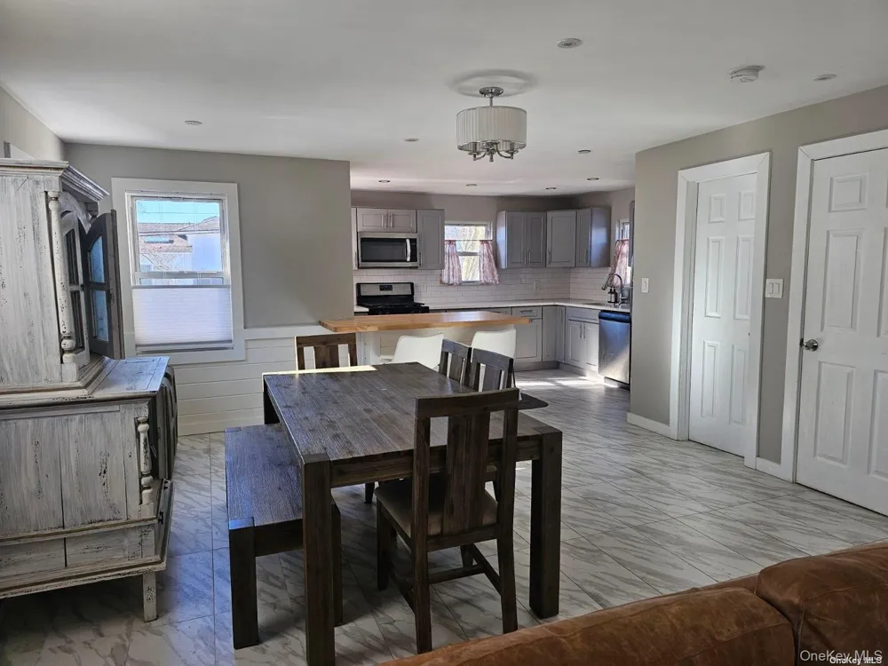 146 Kingston Boulevard Island Park, NY 11558