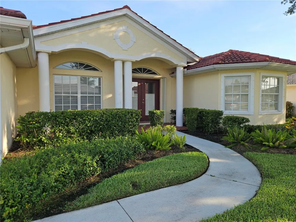 6628 DEERING CIRCLE Sarasota, FL 34240