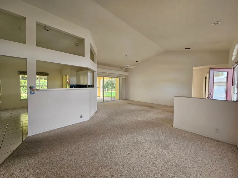 6628 DEERING CIRCLE Sarasota, FL 34240