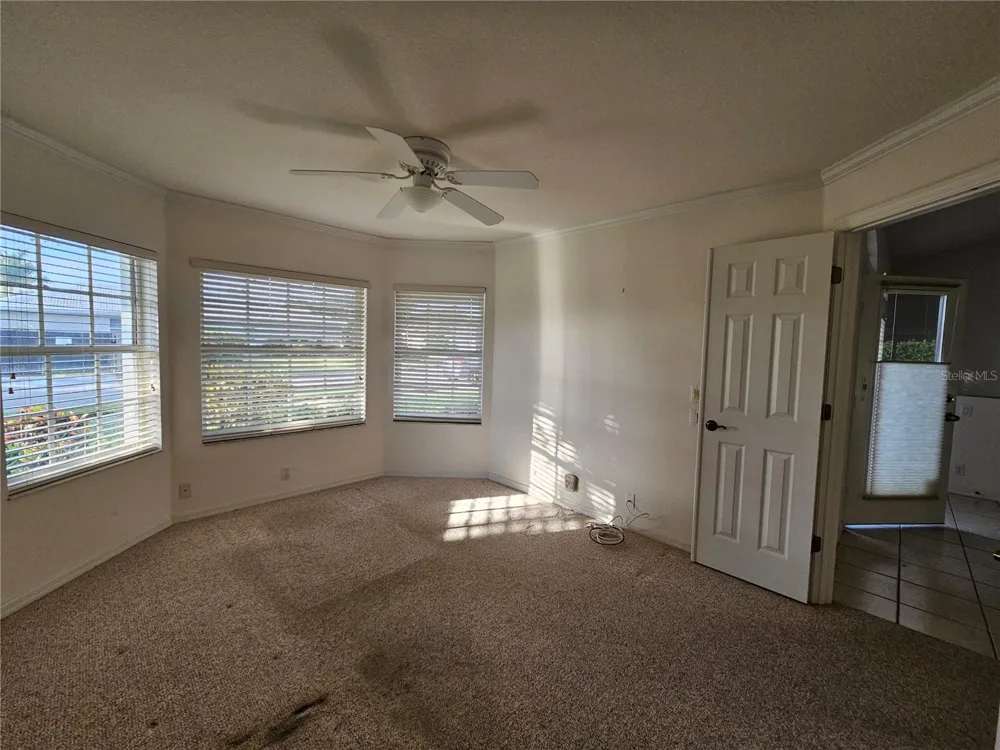 6628 DEERING CIRCLE Sarasota, FL 34240