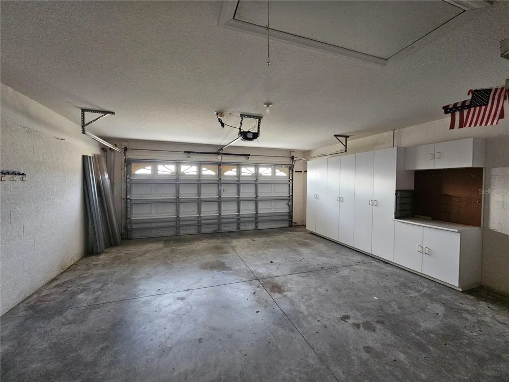 6628 DEERING CIRCLE Sarasota, FL 34240