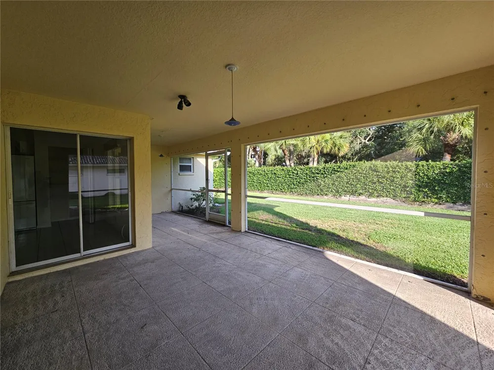 6628 DEERING CIRCLE Sarasota, FL 34240