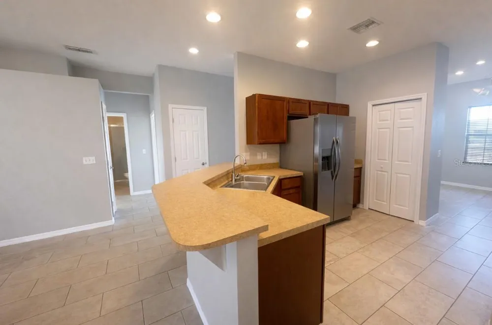 1192 NORMANDY Winter Haven, FL 33880