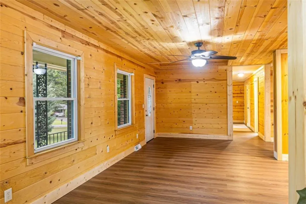 134 Ellen Hand Circle Cedartown, GA 30125