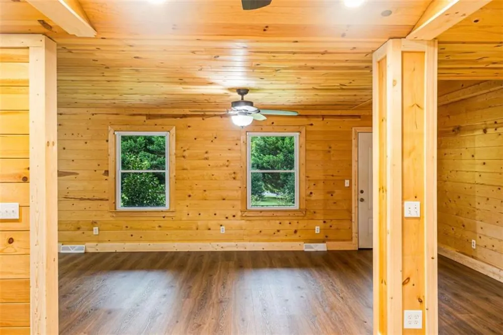 134 Ellen Hand Circle Cedartown, GA 30125