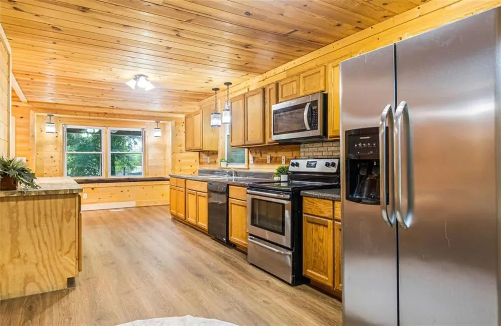 134 Ellen Hand Circle Cedartown, GA 30125