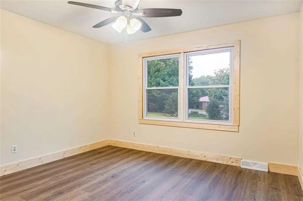 134 Ellen Hand Circle Cedartown, GA 30125