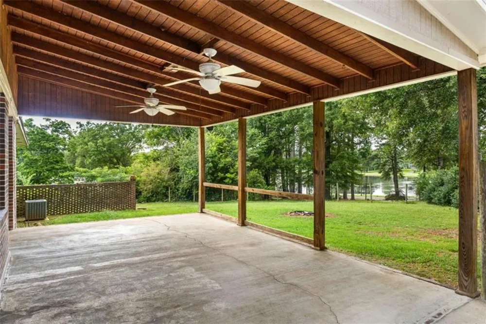 134 Ellen Hand Circle Cedartown, GA 30125