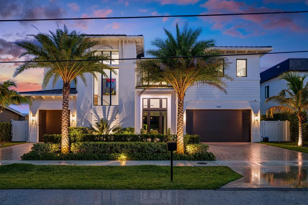 2420 NE 48th Street Lighthouse Point, FL 33064