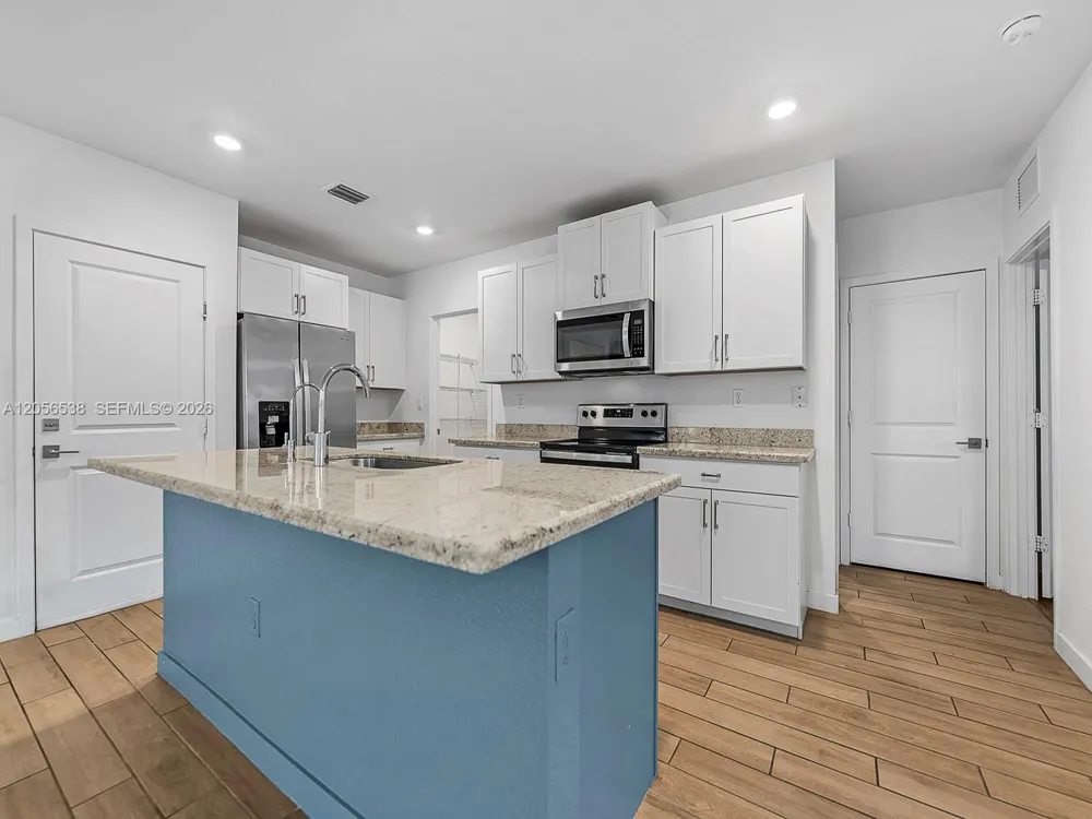 501 NE 6th Ct Florida City, FL 33034