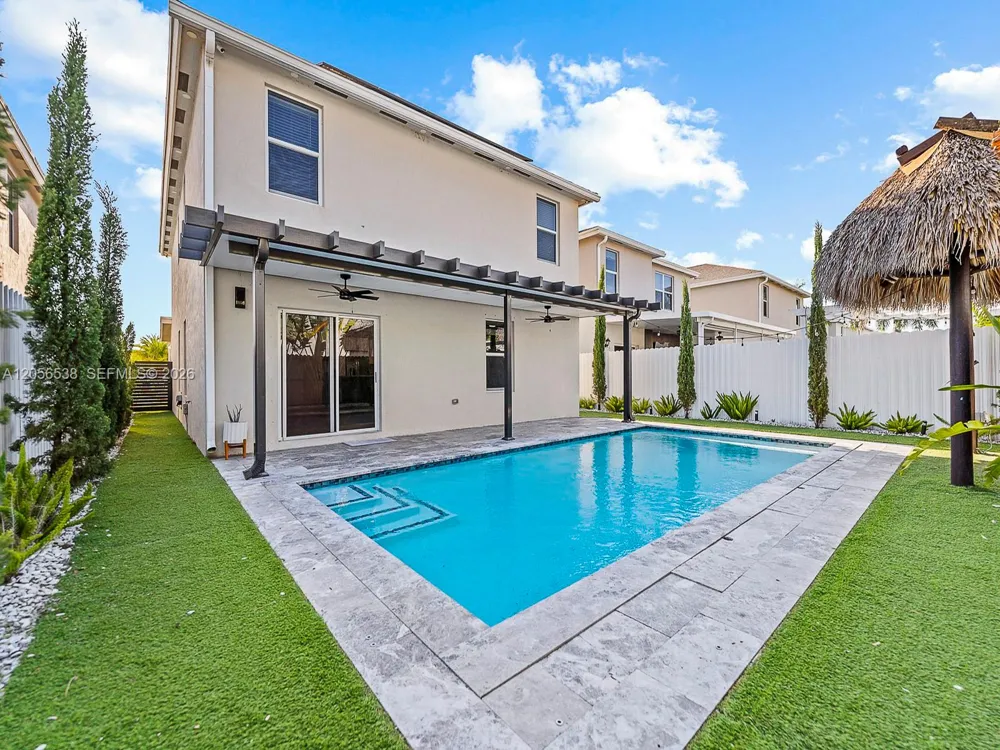501 NE 6th Ct Florida City, FL 33034