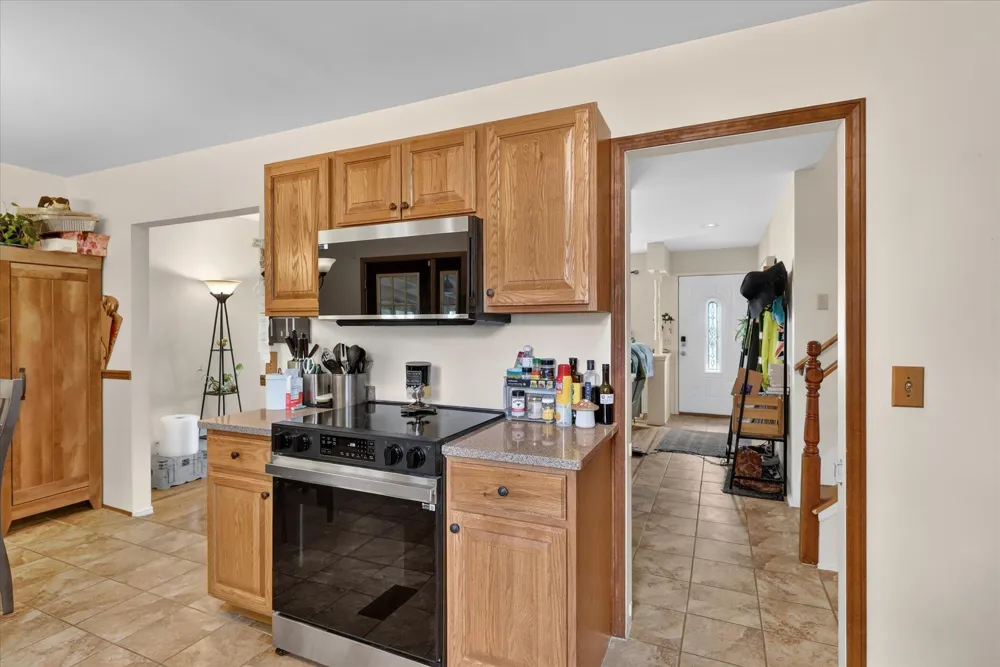 1408 Regina Avenue Portage, MI 49024
