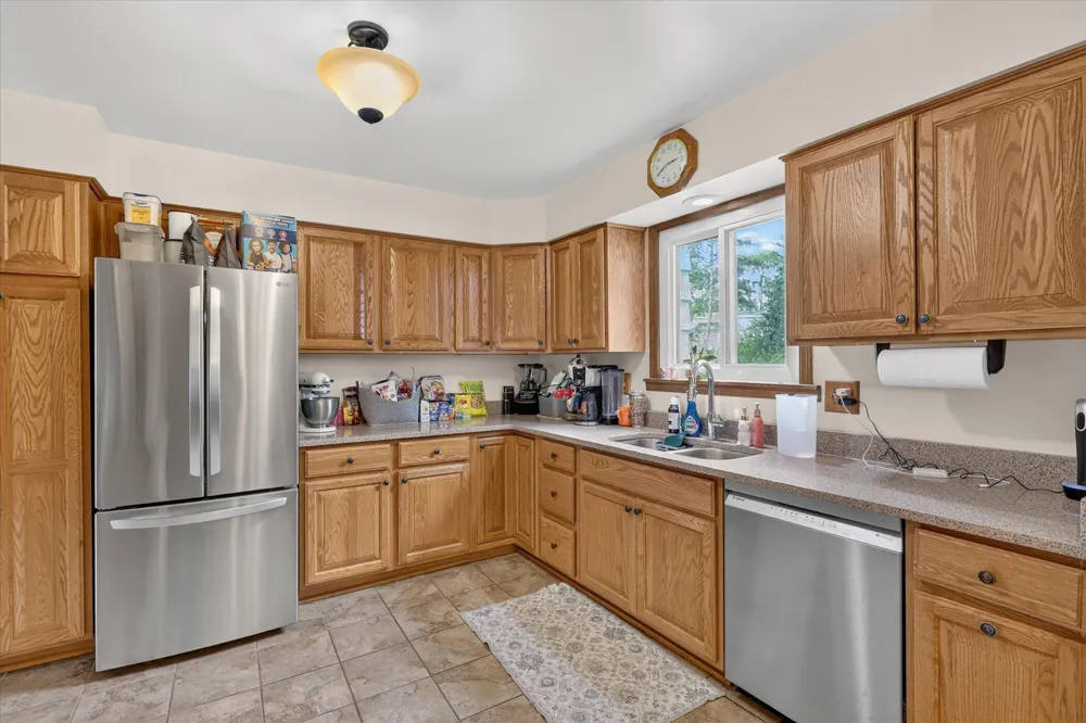 1408 Regina Avenue Portage, MI 49024