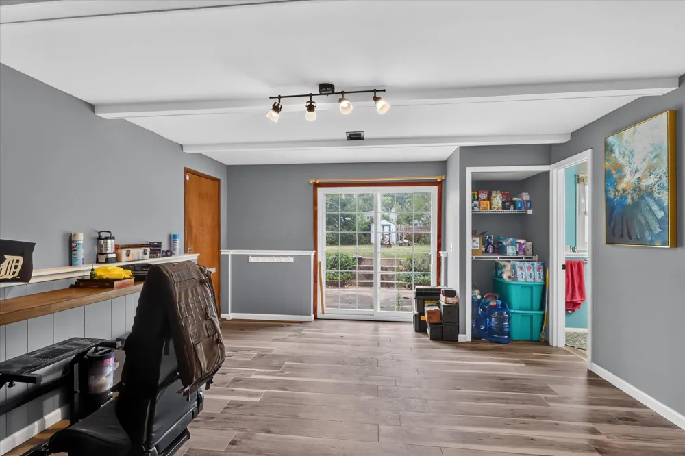 1408 Regina Avenue Portage, MI 49024