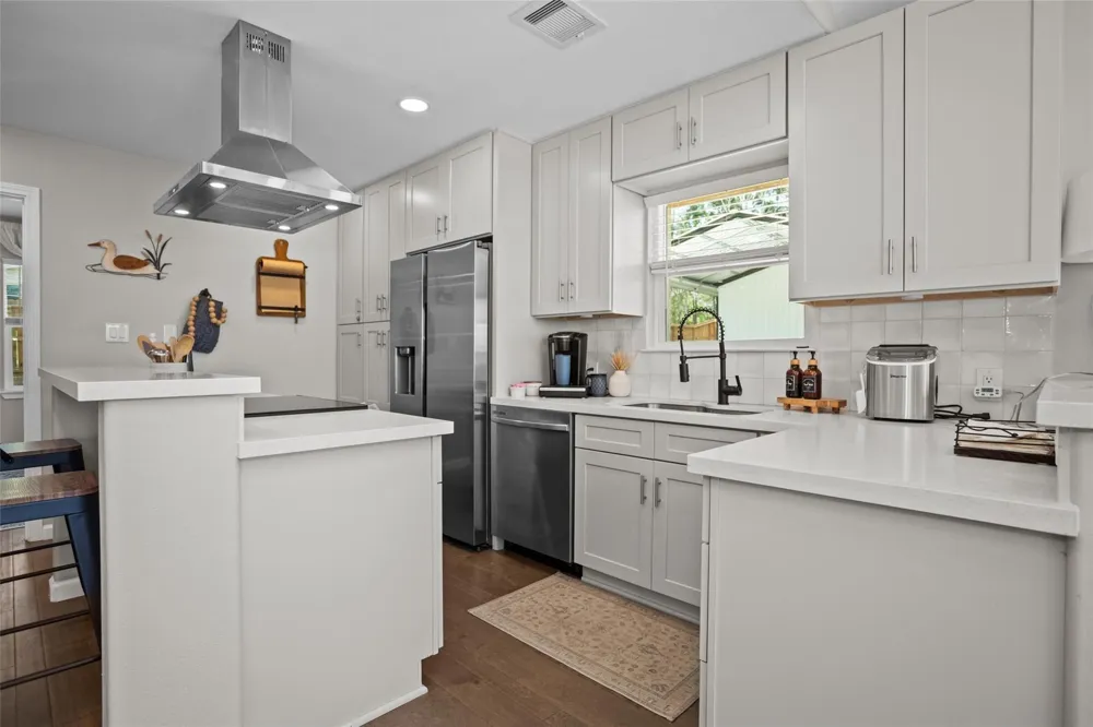 120 Cliff Street Point Blank, TX 77364