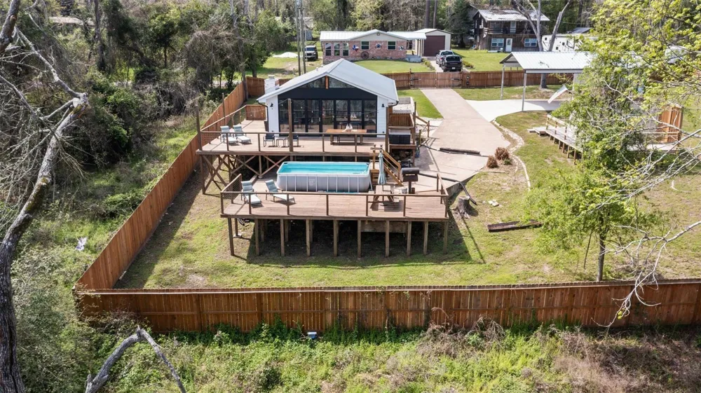 120 Cliff Street Point Blank, TX 77364