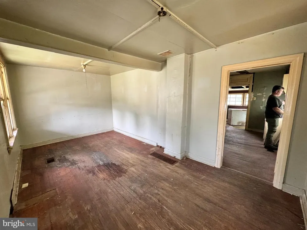 19624 OLD FORGE ROAD Hagerstown, MD 21742