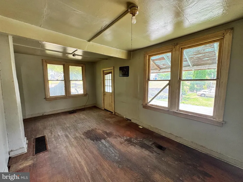 19624 OLD FORGE ROAD Hagerstown, MD 21742
