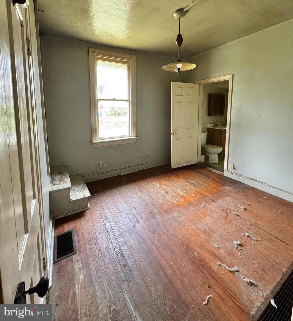 19624 OLD FORGE ROAD Hagerstown, MD 21742