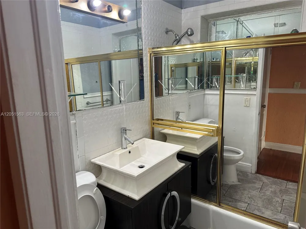455 NW 133rd St North Miami, FL 33168