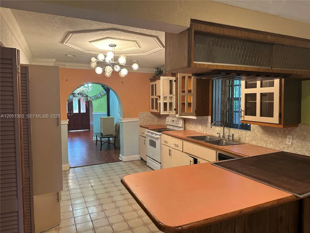455 NW 133rd St North Miami, FL 33168