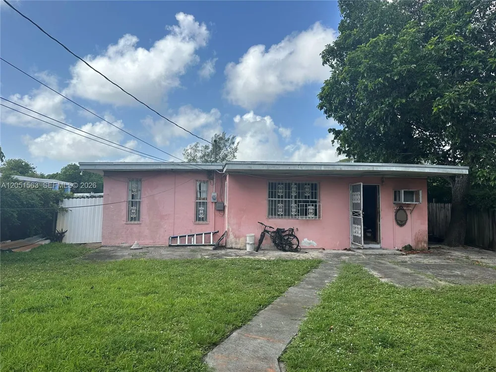 455 NW 133rd St North Miami, FL 33168