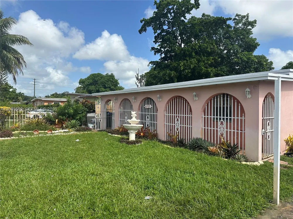 455 NW 133rd St North Miami, FL 33168