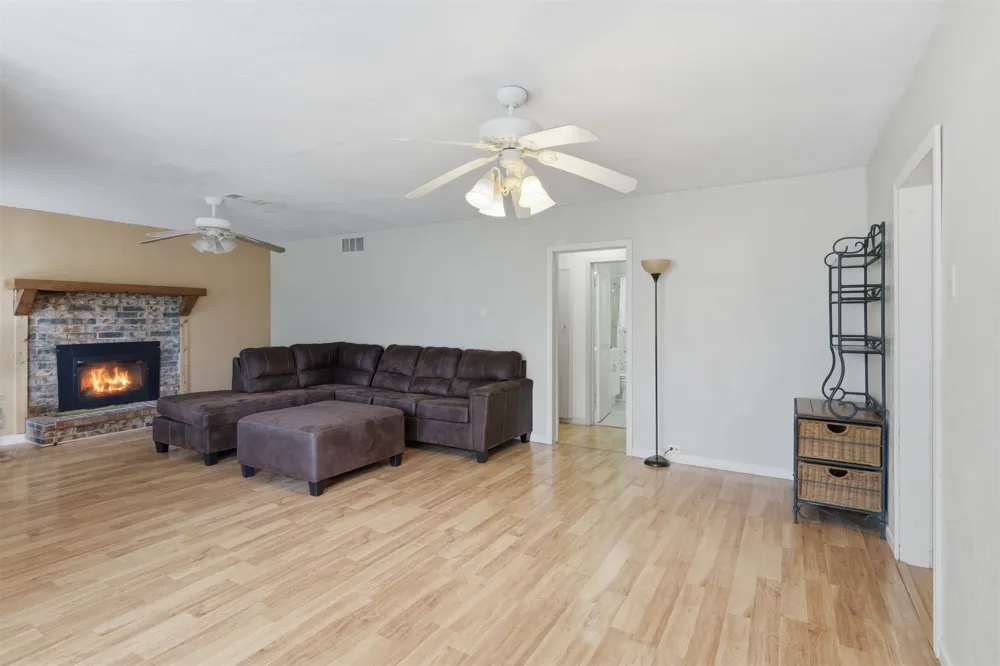 1020 W Willow Street Durant, OK 74701
