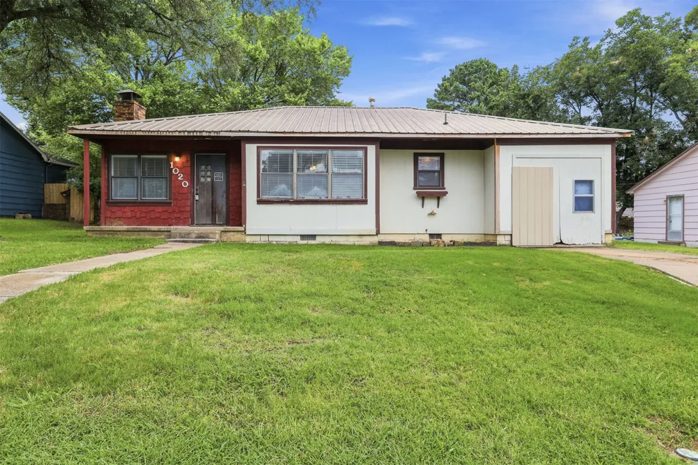 1020 W Willow Street Durant, OK 74701