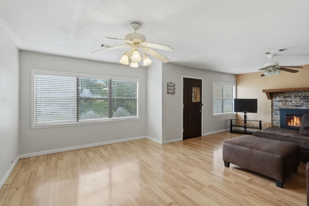 1020 W Willow Street Durant, OK 74701
