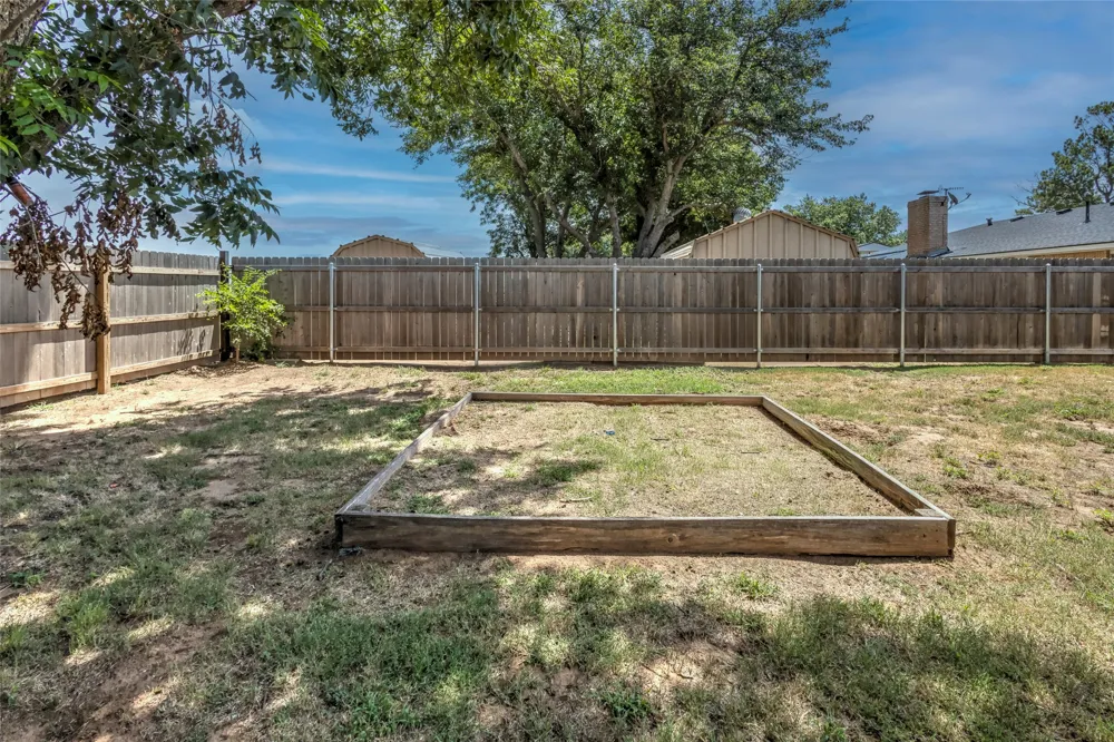 610 E Monroe Waurika, OK 73573