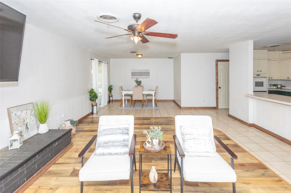 610 E Monroe Waurika, OK 73573
