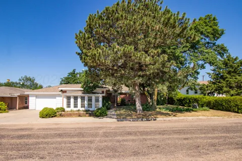 1009 Main Street