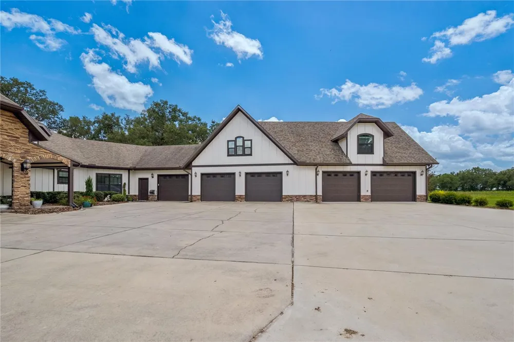 4107 SW STATE ROAD 45 Newberry, FL 32669