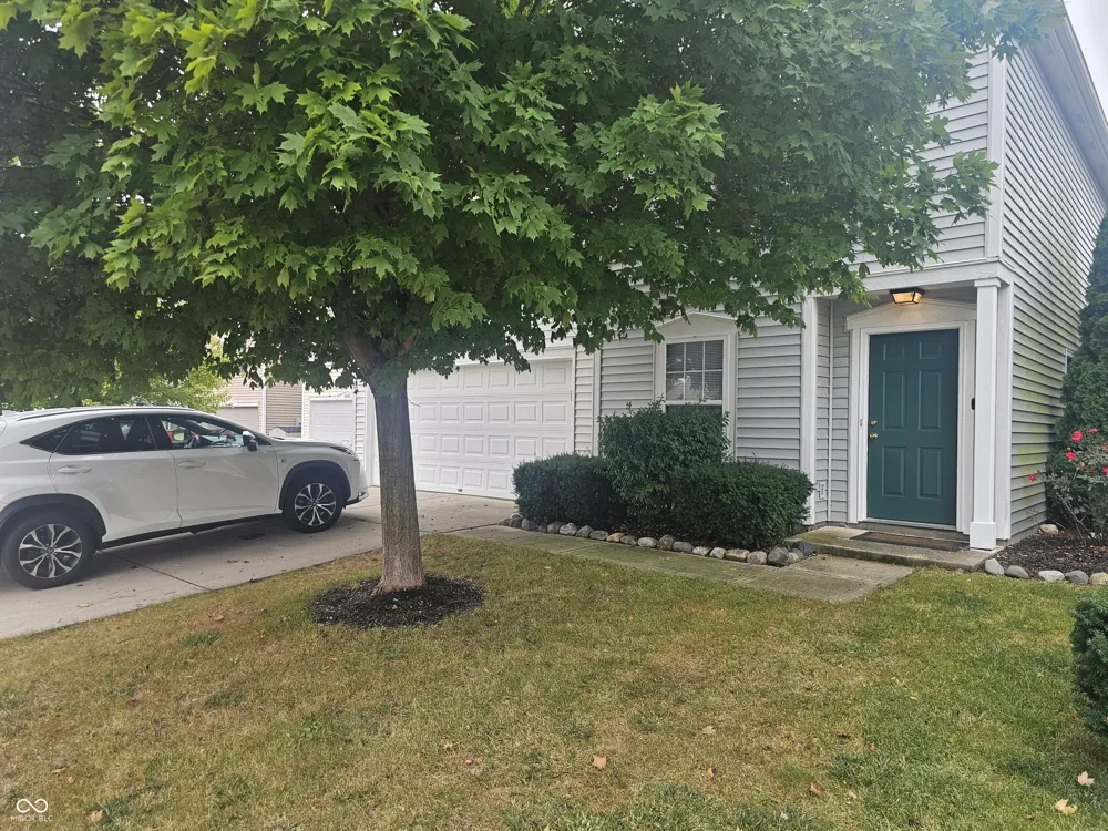10891 Rose Lane Ingalls, IN 46048