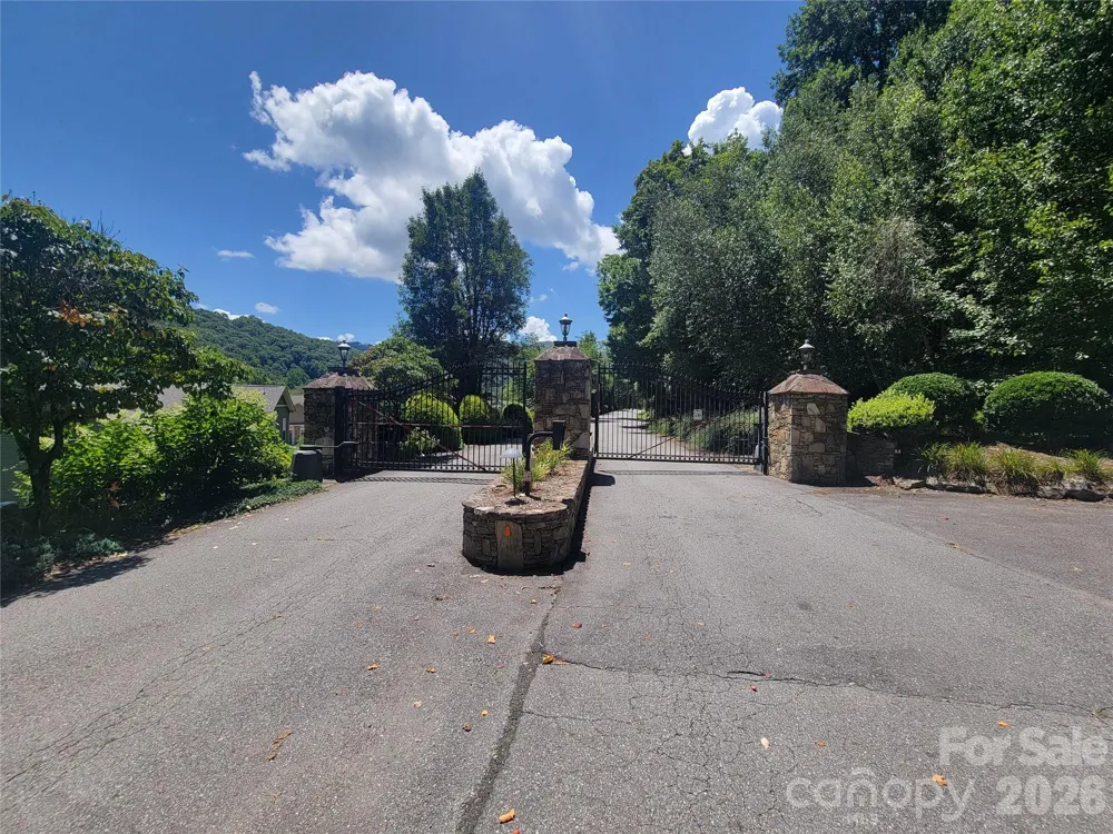 00 Cool August Heights Waynesville, NC 28785